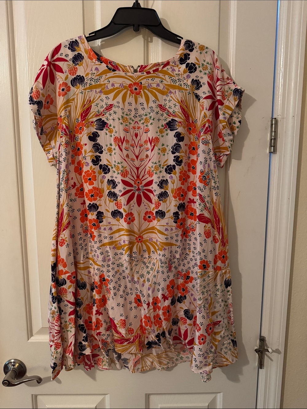 Floral Print Short Sleeve Swing Mini-dress -  Multi colored